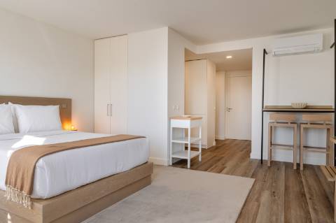 PALÁCIO DE FERVENÇA - OPORTUNIDADE DE INVESTIMENTO NO PORTO