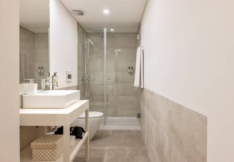 PALÁCIO DE FERVENÇA - OPORTUNIDADE DE INVESTIMENTO NO PORTO