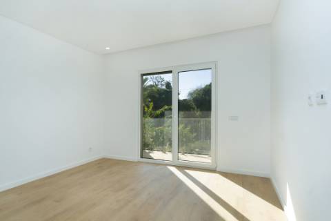 Moradia T4 na zona mais prestigiada da Costa da Caparica
