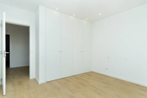 Moradia T4 na zona mais prestigiada da Costa da Caparica