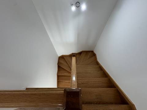 Moradia T3 com terraço e logradouro no centro da Ericeira