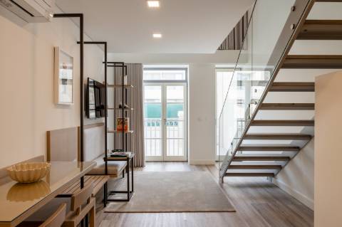 PALÁCIO DE FERVENÇA - OPORTUNIDADE DE INVESTIMENTO NO PORTO