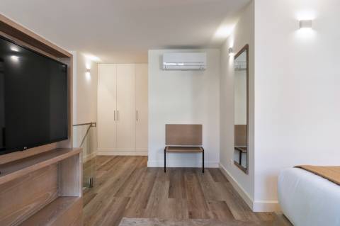 PALÁCIO DE FERVENÇA - OPORTUNIDADE DE INVESTIMENTO NO PORTO