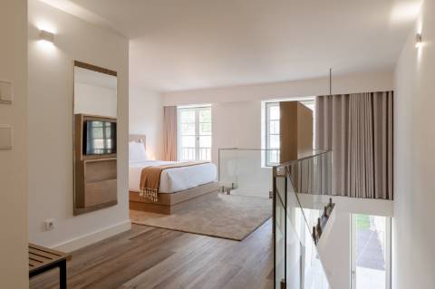 PALÁCIO DE FERVENÇA - OPORTUNIDADE DE INVESTIMENTO NO PORTO