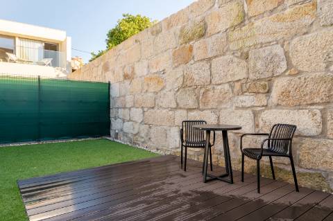 PALÁCIO DE FERVENÇA - OPORTUNIDADE DE INVESTIMENTO NO PORTO