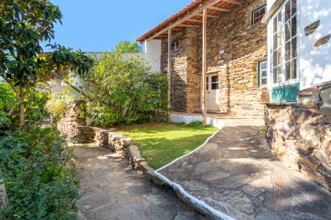 Monte na Barragem de Santa Clara - Odemira