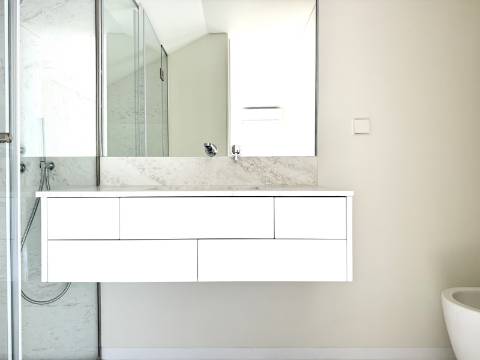 Apartamento T2 Duplex de Luxo - Condomínio ''Campo Grande 200''