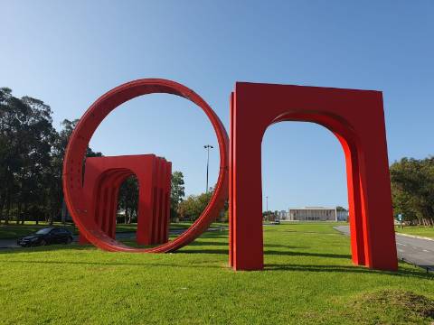 Apartamento T2 Duplex de Luxo - Condomínio ''Campo Grande 200''