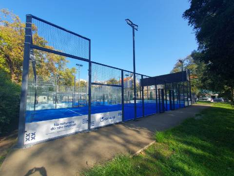 Apartamento T2 Duplex de Luxo - Condomínio ''Campo Grande 200''