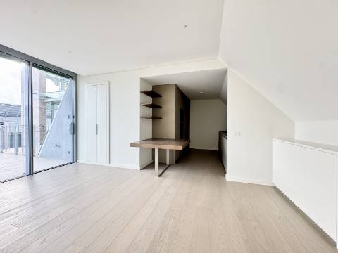 Viva o Tejo em Pleno - Apartamento T2 de Luxo com Terraço no Prata Riverside Village