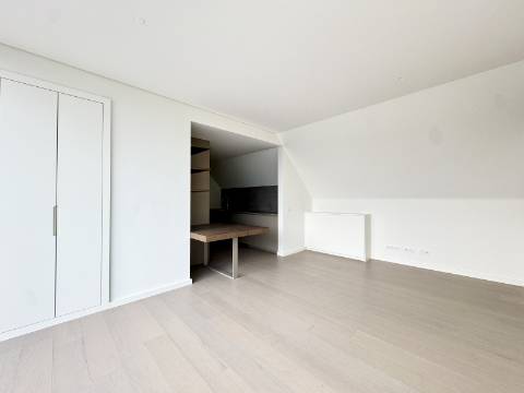 Viva o Tejo em Pleno - Apartamento T2 de Luxo com Terraço no Prata Riverside Village