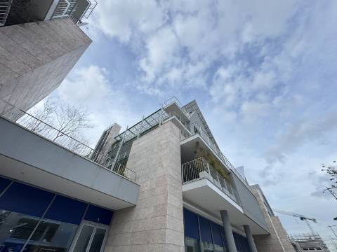 Viva o Tejo em Pleno - Apartamento T2 de Luxo com Terraço no Prata Riverside Village