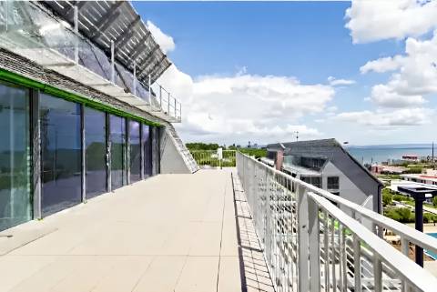 Viva o Tejo em Pleno - Apartamento T2 de Luxo com Terraço no Prata Riverside Village