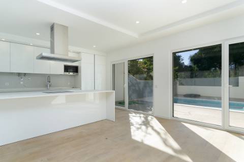 Moradia T4 na zona mais prestigiada da Costa da Caparica