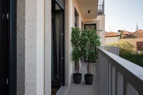 Apartamento T2 (T1+T0) no Marquesa Palace - Porto