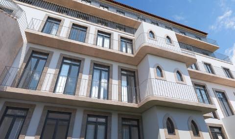 Apartamento T2 (T1+T0) no Marquesa Palace - Porto
