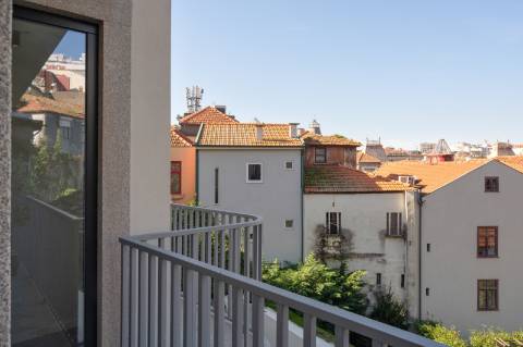 Apartamento T2 (T1+T0) no Marquesa Palace - Porto