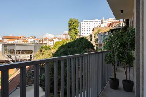 Apartamento T2 (T1+T0) no Marquesa Palace - Porto