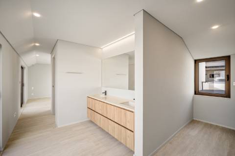 Apartamento Penthouse Duplex na Avenida da Liberdade - Elegância e Sofisticação