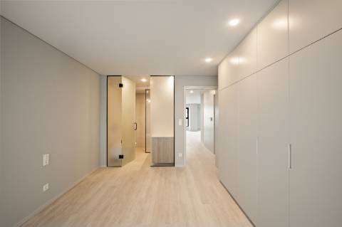 Apartamento Penthouse Duplex na Avenida da Liberdade - Elegância e Sofisticação