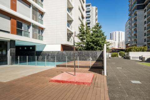 Apartamento T2 no Mais Campo Grande com varanda e 2 parqueamentos