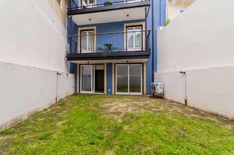 Apartamento T1 com terraço de 53 m2-Glória Studios