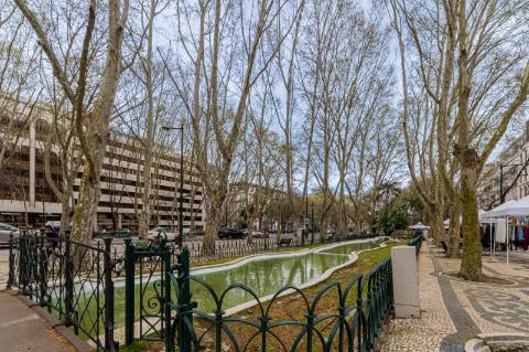 Apartamento T1 com terraço de 53 m2-Glória Studios