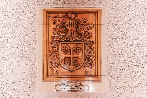 Solar situado no centro de Figueiró dos vinhos, na Praça do Município.