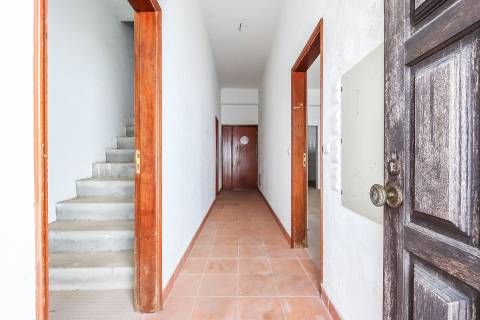 Solar situado no centro de Figueiró dos vinhos, na Praça do Município.