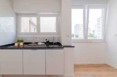 T3 Totalmente remodelado à Estrada de Benfica