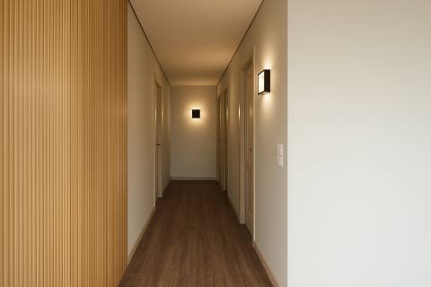 Apartamento T2 com vistas privilegiadas sobre o rio Tejo e excelente acessibilidade à capital