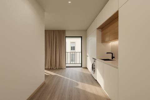 Apartamento T2 com vistas privilegiadas sobre o rio Tejo e excelente acessibilidade à capital