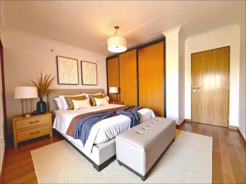 Moradia T4 na Cotovia, Sesimbra - Conforto, Espaço e Localização Privilegiada