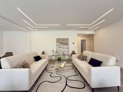 Moradia de Luxo T4 Térrea na Herdade da Aroeira | Piscina e Jardim Privativo