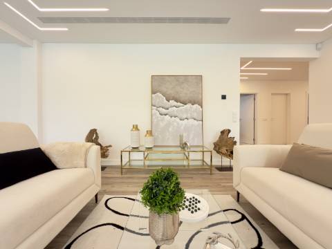 Moradia de Luxo T4 Térrea na Herdade da Aroeira | Piscina e Jardim Privativo