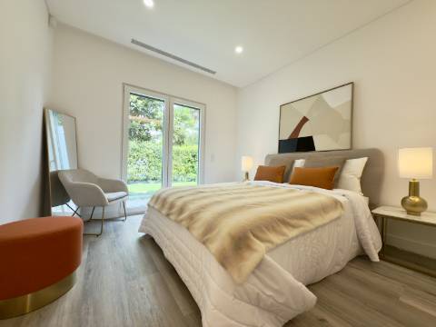 Moradia de Luxo T4 Térrea na Herdade da Aroeira | Piscina e Jardim Privativo