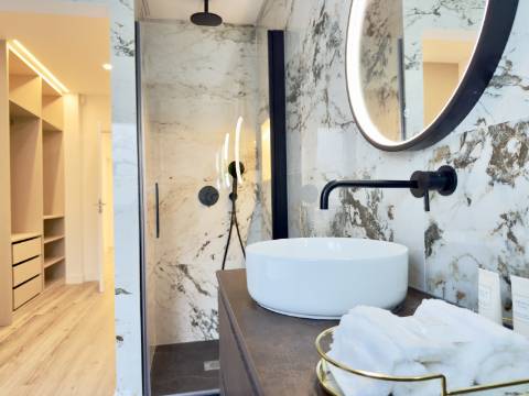 Moradia de Luxo T4 Térrea na Herdade da Aroeira | Piscina e Jardim Privativo