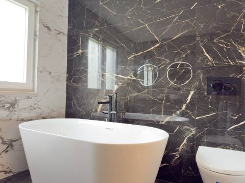 Moradia de Luxo T4 Térrea na Herdade da Aroeira | Piscina e Jardim Privativo