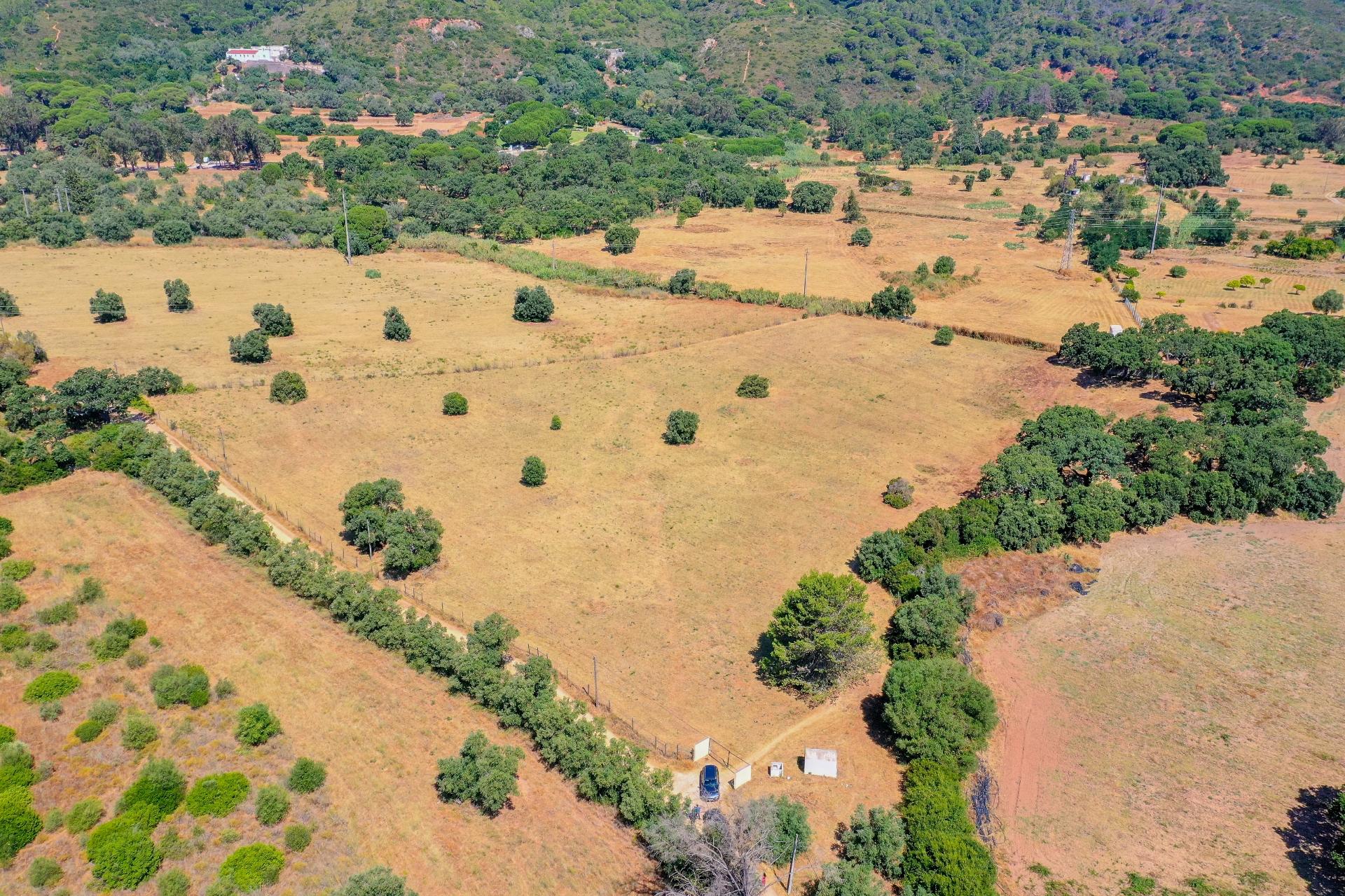 Terreno Rústico c/ Parcela Urbanizável e Projeto Aprovado - Quinta das Machadas, Setúbal