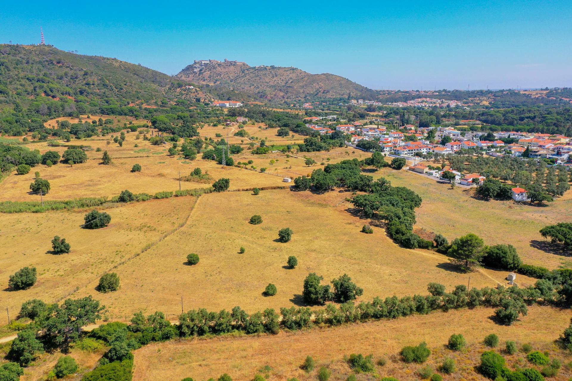 Terreno Rústico c/ Parcela Urbanizável e Projeto Aprovado - Quinta das Machadas, Setúbal
