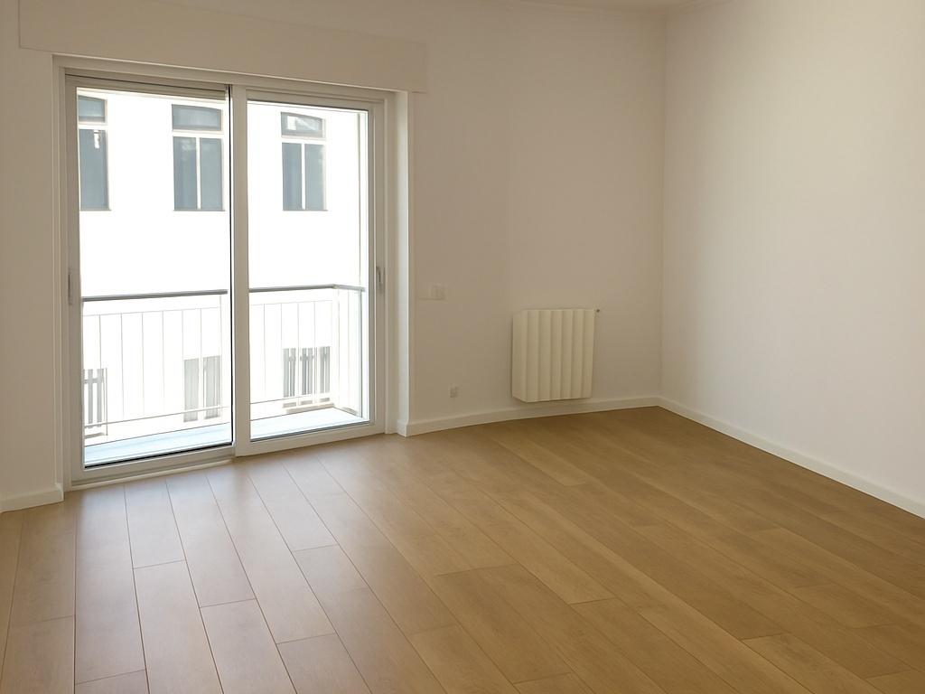 Apartamento T3 na Lapa, Lisboa