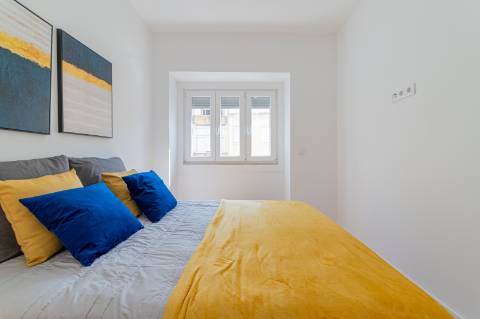 T3 em total Remodelação junto à Estação de Benfica