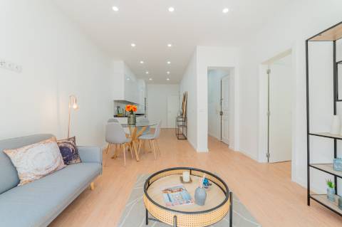 T3 em total Remodelação junto à Estação de Benfica