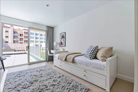 T2 com Terraço de 49 m² e Estacionamento nas Avenidas Novas