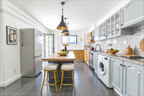 Moradia T3 + T2 Independente na Almoinha - Sesimbra