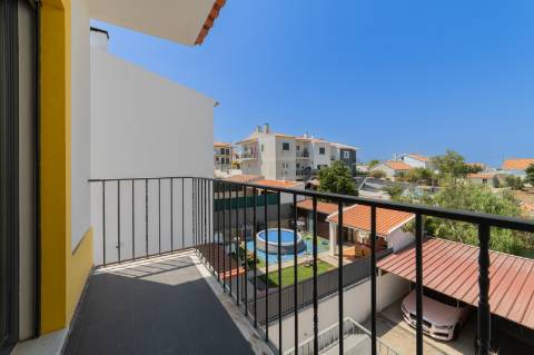 Moradia T3 + T2 Independente na Almoinha - Sesimbra