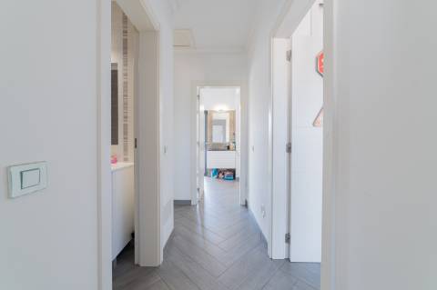 Moradia T3 + T2 Independente na Almoinha - Sesimbra