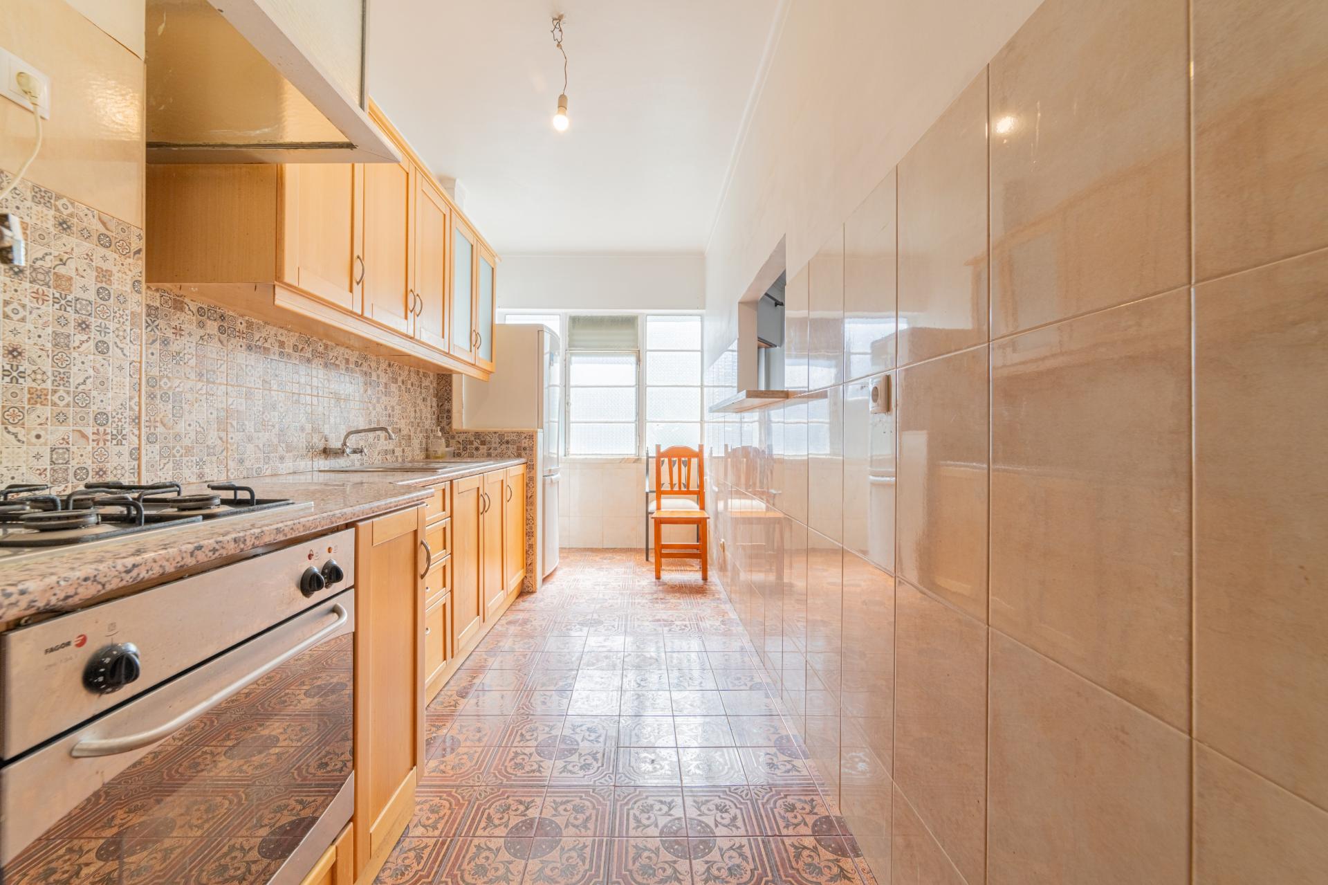 Apartamento Luminoso com 61m² e Elevador - Centro de Agualva-Cacém