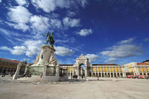 Apartamento T2 Duplex na Baixa Pombalina - Lisboa