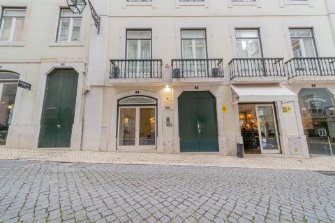 Apartamento T2 Duplex na Baixa Pombalina - Lisboa